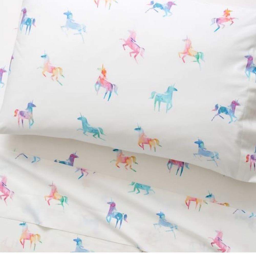 Set of 2 Organic watercolor unicorn pillowcases
